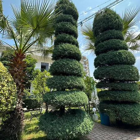 A-vila Golem (Tirana)