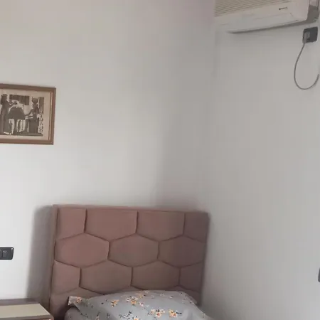 A-vila Πανσιόν *