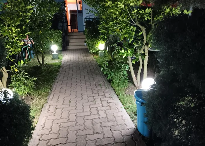 Affittacamere A-vila Golem (Tirana)