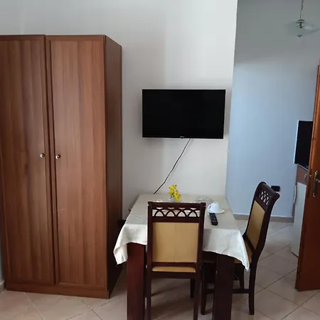 Affittacamere A-vila *