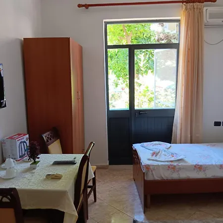 A-vila Pensjonat Golem (Tirana)