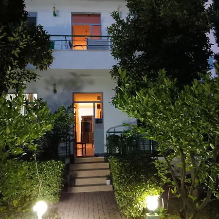 A-vila Konukevi *